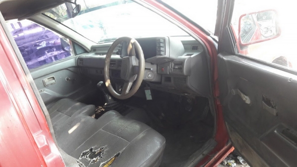 มังกรปี93 พร้อมใช้ เครื่องดี ครัทซีสวย ไม่มีผุ สีโทรม ภาษีปีหน้า