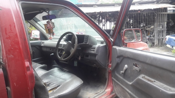 มังกรปี93 พร้อมใช้ เครื่องดี ครัทซีสวย ไม่มีผุ สีโทรม ภาษีปีหน้า