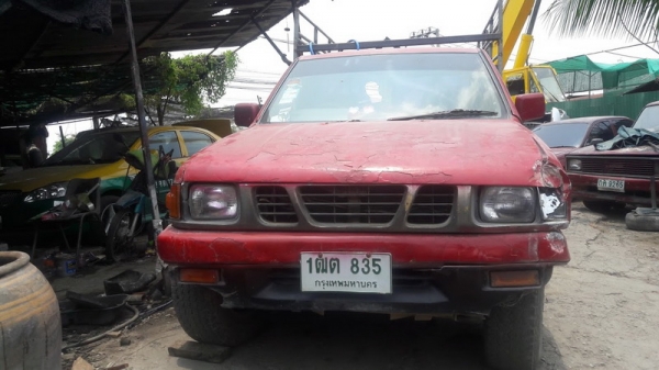 มังกรปี93 พร้อมใช้ เครื่องดี ครัทซีสวย ไม่มีผุ สีโทรม ภาษีปีหน้า