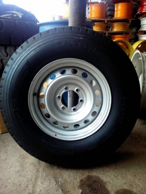 ขายยางใหม่ ขนาด 9.00-17