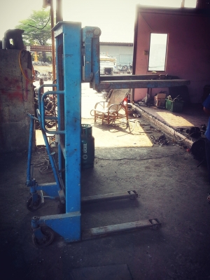 ขายรถยกแบบลากยกได้ประมาณ2-3ตัน