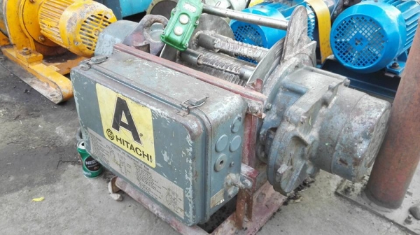 กว้านสริง(วินซ์) HITACHI JAPAN 1 ตัน.ไฟ 380V. สภาพสวยเดิมๆดึงนุ่มพร้อมใช้งานมาเทสก่อนได้.