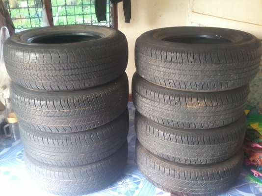 ขายยาง265 65  17 ปี13  สามเส้น ปี14 หนึ่งเส้น สภาพดอกยางพอใช้