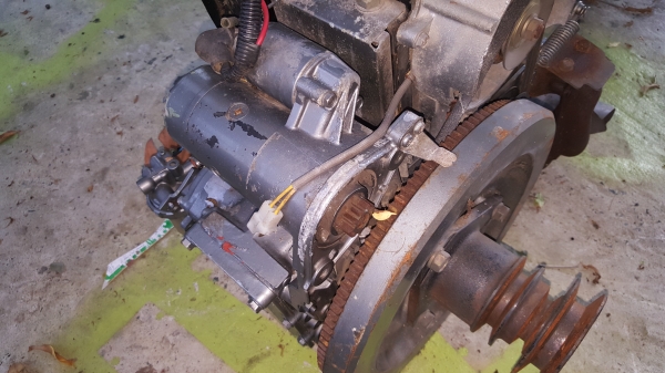 สูบเดี่ยว 8 แรง ยันมาร๋ สตาร์ท 2 ระบบ สูบเดี่ยว 8 แรง ยันมาร๋ สตาร์ท 2 ระบบ