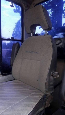 ขายแบคโค PC200-5 เครื่องเดิม ปั้มเดิม คอนโทรลยาว ไฟฟ้าครบ ทำงานเร็ว เอกสารใบอินวอย สนใจโทร 090-8588220คุณนะ 093-3258446คุณบิว หรือเข้าดูสินค้าอื่นๆได้ที่ www.truck.in.th/498 หรือเพจFacebook ณรงค์ ซื้อขายรถมือสอง (เว็บไซต์ส่วนตัว) หรือFacebook คุณนะ รถบรรท