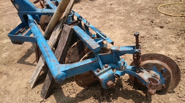 ขายผาน 7*24  ใส่ใบ26ได้  สภาพตามรูปครับ โครงไม่มีดาม