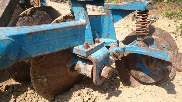 ขายผาน 7*24  ใส่ใบ26ได้  สภาพตามรูปครับ โครงไม่มีดาม