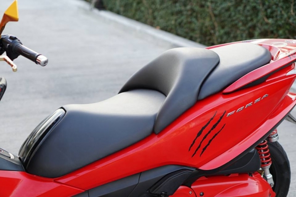 วุฒิ นนบุรี HONDA FORZA300cc. ปี2013 แต่งเต็มทะเบียนพร้อมโอน วุฒิ นนบุรี HONDA FORZA300cc. ปี2013 แต่งเต็มทะเบียนพร้อมโอน