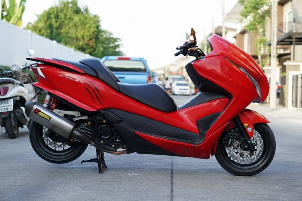 วุฒิ นนบุรี HONDA FORZA300cc. ปี2013 แต่งเต็มทะเบียนพร้อมโอน
