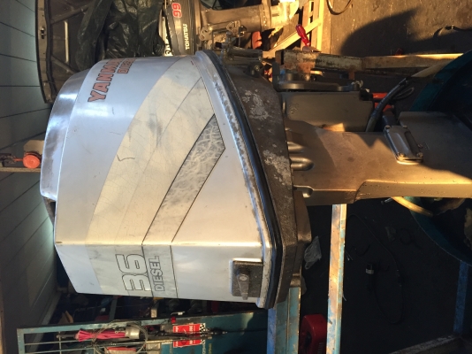 ขาย ยันม่าดีเซล 36แรงทริมไฟฟ้าพร้อมถัง