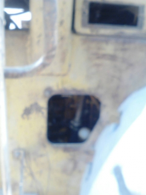 ขายรถตักล้อยาง KOMATSU WA300-1 ไม่มีเอกสาร ราคา 550000