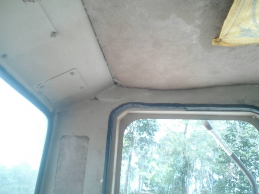 ขายรถตักล้อยาง KOMATSU WA300-1 ไม่มีเอกสาร ราคา 550000