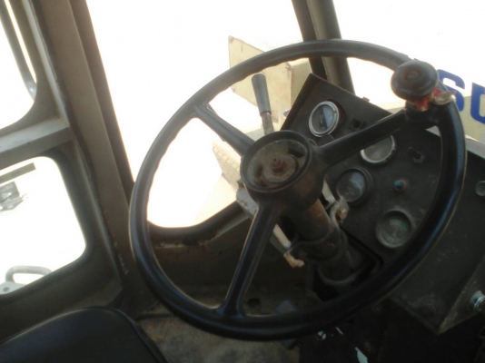 ขายรถตักล้อยาง KOMATSU WA300-1 ไม่มีเอกสาร ราคา 550000