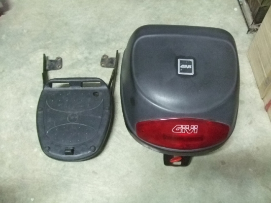 กล่องติดท้ายมอไซร์