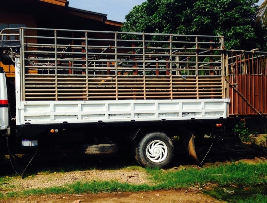 หกล้อ อีซูชุ ร็อคกี้ 165 แอร์ พ.เวอร์ ยาง900 ช่วงยาว5.50ม สภาพดีสวยเดิมๆพร้อมใช้ ทะเบียนพร้อมโอน