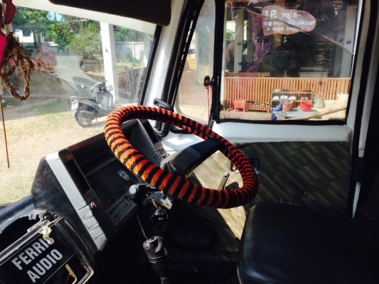 หกล้อ อีซูชุ ร็อคกี้ 165 แอร์ พ.เวอร์ ยาง900 ช่วงยาว5.50ม สภาพดีสวยเดิมๆพร้อมใช้ ทะเบียนพร้อมโอน