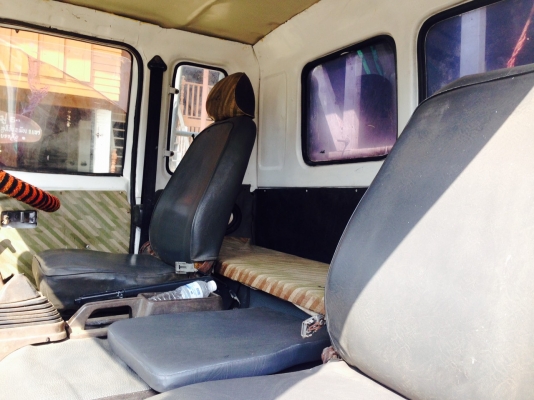 หกล้อ อีซูชุ ร็อคกี้ 165 แอร์ พ.เวอร์ ยาง900 ช่วงยาว5.50ม สภาพดีสวยเดิมๆพร้อมใช้ ทะเบียนพร้อมโอน