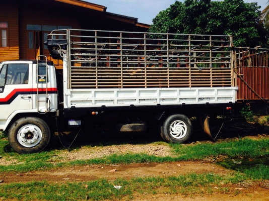 หกล้อ อีซูชุ ร็อคกี้ 165 แอร์ พ.เวอร์ ยาง900 ช่วงยาว5.50ม สภาพดีสวยเดิมๆพร้อมใช้ ทะเบียนพร้อมโอน