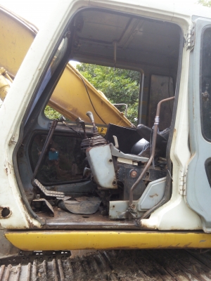 ขายรถแบคโฮ SUMITOMO SH200 เอกสารเล่มทะเบียน ราคา 550000