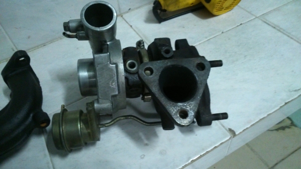 ขายชุดเทอร์โบใส่สตราด้า 4m40 ขายชุดเทอร์โบใส่สตราด้า 4m40