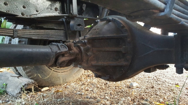 ขาย รถโม่ปูน 2.5 คิว 6 ล้อ ISUZU เครื่อง 6BD1 165 แรงม้า เกียร์ร็อค เฟืองท้าย F คัสซีสวยตลอดเส้น ทะเบียนครบพร้อมโอน ขาย รถโม่ปูน 2.5 คิว 6 ล้อ ISUZU เครื่อง 6BD1 165 แรงม้า เกียร์ร็อค เฟืองท้าย F คัสซีสวยตลอดเส้น ทะเบียนครบพร้อมโอน