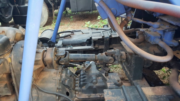 ขาย รถโม่ปูน 2.5 คิว 6 ล้อ ISUZU เครื่อง 6BD1 165 แรงม้า เกียร์ร็อค เฟืองท้าย F คัสซีสวยตลอดเส้น ทะเบียนครบพร้อมโอน ขาย รถโม่ปูน 2.5 คิว 6 ล้อ ISUZU เครื่อง 6BD1 165 แรงม้า เกียร์ร็อค เฟืองท้าย F คัสซีสวยตลอดเส้น ทะเบียนครบพร้อมโอน