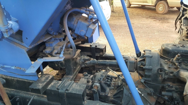 ขาย รถโม่ปูน 2.5 คิว 6 ล้อ ISUZU เครื่อง 6BD1 165 แรงม้า เกียร์ร็อค เฟืองท้าย F คัสซีสวยตลอดเส้น ทะเบียนครบพร้อมโอน ขาย รถโม่ปูน 2.5 คิว 6 ล้อ ISUZU เครื่อง 6BD1 165 แรงม้า เกียร์ร็อค เฟืองท้าย F คัสซีสวยตลอดเส้น ทะเบียนครบพร้อมโอน