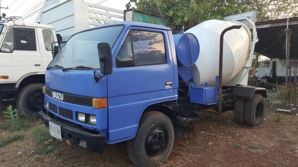 ขาย รถโม่ปูน 2.5 คิว 6 ล้อ ISUZU เครื่อง 6BD1 165 แรงม้า เกียร์ร็อค เฟืองท้าย F คัสซีสวยตลอดเส้น ทะเบียนครบพร้อมโอน