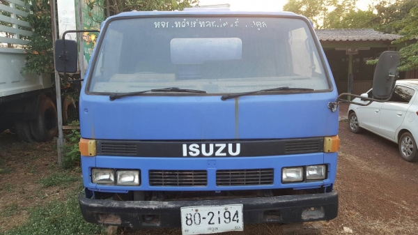 ขาย รถโม่ปูน 2.5 คิว 6 ล้อ ISUZU เครื่อง 6BD1 165 แรงม้า เกียร์ร็อค เฟืองท้าย F คัสซีสวยตลอดเส้น ทะเบียนครบพร้อมโอน ขาย รถโม่ปูน 2.5 คิว 6 ล้อ ISUZU เครื่อง 6BD1 165 แรงม้า เกียร์ร็อค เฟืองท้าย F คัสซีสวยตลอดเส้น ทะเบียนครบพร้อมโอน