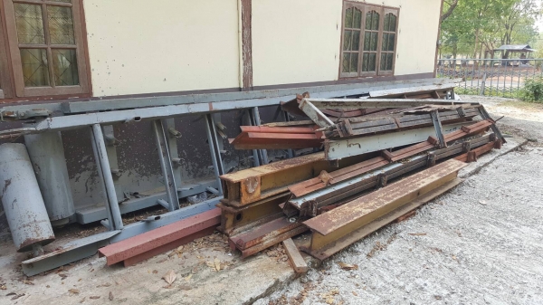 ขาย ชุดแพนท์ปูน 1 คิว อุปกรณ์มีครบ ขาดระบบไฟฟ้าและชุดควบคุม เอาไปประกอบเองนะครับ ราคาคุยกันได้