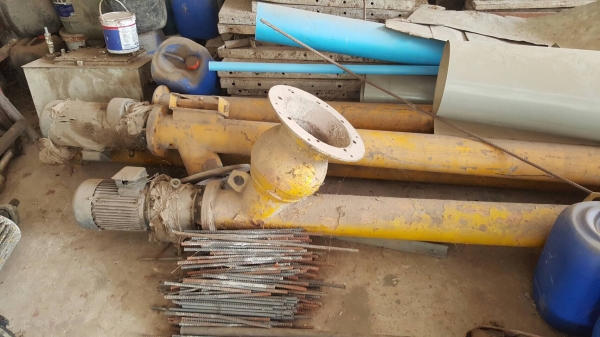 ขาย ชุดแพนท์ปูน 1 คิว อุปกรณ์มีครบ ขาดระบบไฟฟ้าและชุดควบคุม เอาไปประกอบเองนะครับ ราคาคุยกันได้