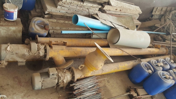 ขาย ชุดแพนท์ปูน 1 คิว อุปกรณ์มีครบ ขาดระบบไฟฟ้าและชุดควบคุม เอาไปประกอบเองนะครับ ราคาคุยกันได้