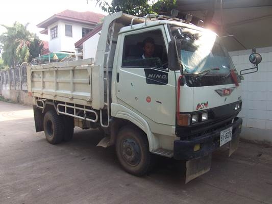 ฝากขายรถ6ล้อดั้ม FC111  117 แรง  สภาพพร้อมใช้  ขอบคุณครับ