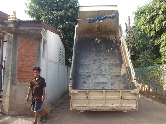 ฝากขายรถ6ล้อดั้ม FC111  117 แรง  สภาพพร้อมใช้  ขอบคุณครับ