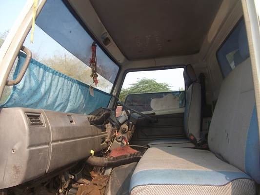 ฝากขายรถ6ล้อดั้ม FC111  117 แรง  สภาพพร้อมใช้  ขอบคุณครับ