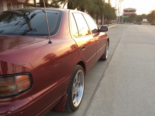 ฝากขายรถเก๋ง โตโยต้า คัมรี่ ปี94 เครื่อง2.2 ตัวท็อป เกียร์ออโต้ แก๊สLPG