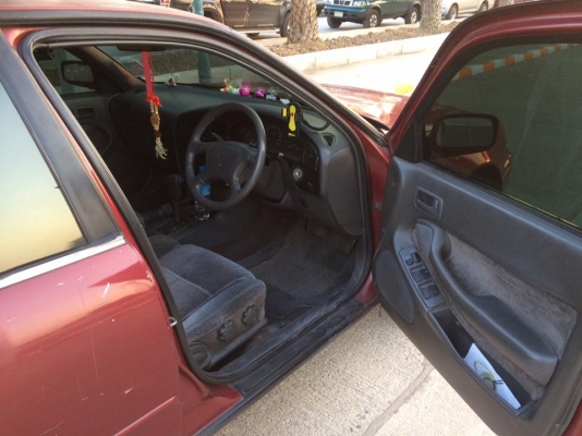 ฝากขายรถเก๋ง โตโยต้า คัมรี่ ปี94 เครื่อง2.2 ตัวท็อป เกียร์ออโต้ แก๊สLPG