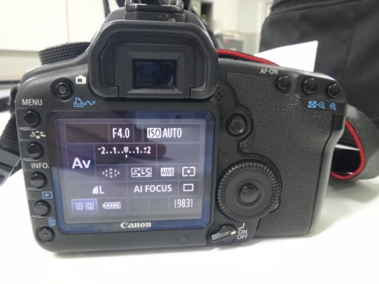 Canon  5D Mark ii พร้อมเลนส์ 24-105 mm.