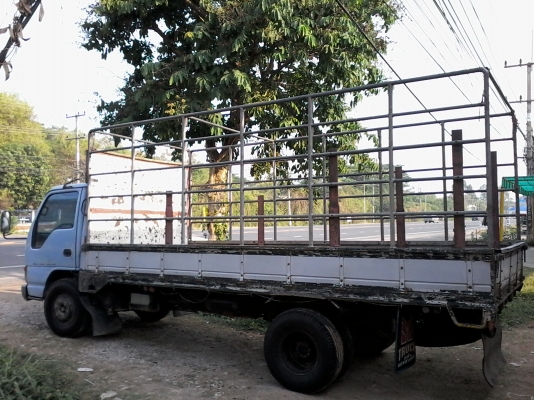 NPR120ฝาขาวคับ5เมตรสวยเดิมบางลดท้าลองเซียนรถบรรทุกท้ายเอฟ