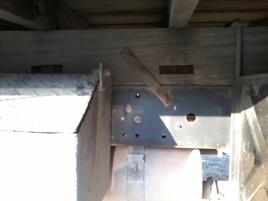 NPR120ฝาขาวคับ5เมตรสวยเดิมบางลดท้าลองเซียนรถบรรทุกท้ายเอฟ