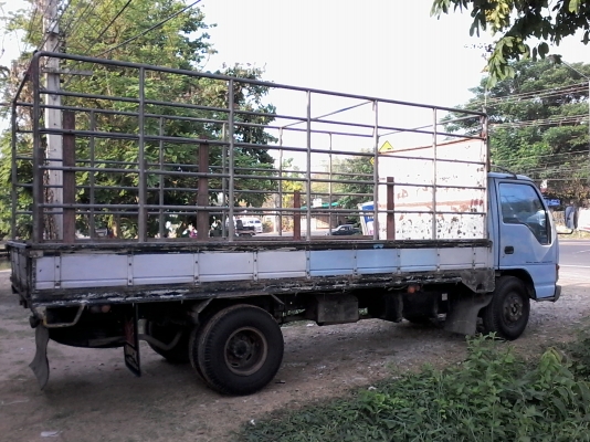 NPR120ฝาขาวคับ5เมตรสวยเดิมบางลดท้าลองเซียนรถบรรทุกท้ายเอฟ