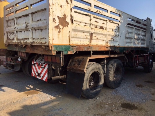รถบรรทุกFuso 240 ปี2557