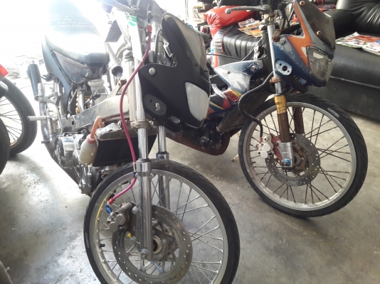 NISSAN  NV 1.6 ปี95  กระบะแนวเก๋ง