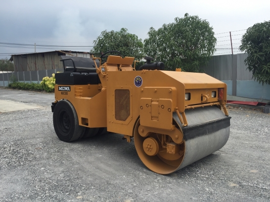 ขายรถบด3ตันMEIWAรุ่นMUC300 นำเข้าญี่ปุ่นไม่เคยใช้งานในไทย หน้าเหล็กหลังยาง ขับ2เพลาเอวอ่อน เครื่องอีซูซุ สภาพดีพร้อมใช้งาน มีให้เลือกหลายคันหลายขนาด ขายรถบด3ตันMEIWAรุ่นMUC300 นำเข้าญี่ปุ่นไม่เคยใช้งานในไทย หน้าเหล็กหลังยาง ขับ2เพลาเอวอ่อน เครื่องอีซูซุ สภาพดีพร้อมใช้งาน มีให้เลือกหลายคันหลายขนาด