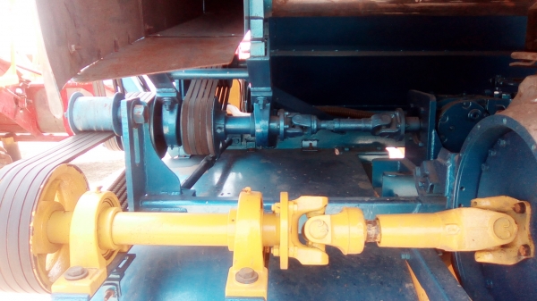 ขายรถเกี่ยวข้าวเกษตรรุ่นปลดหนี้เครื่อง195เทอร์โบว์ราคา750000บาทครับโทร0862465934 ขายรถเกี่ยวข้าวเกษตรรุ่นปลดหนี้เครื่อง195เทอร์โบว์ราคา750000บาทครับโทร0862465934