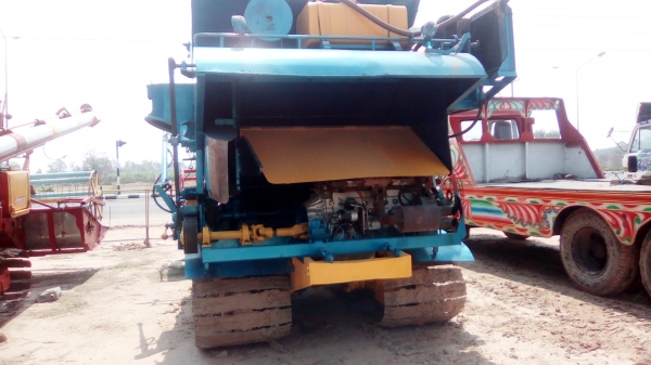 ขายรถเกี่ยวข้าวเกษตรรุ่นปลดหนี้เครื่อง195เทอร์โบว์ราคา750000บาทครับโทร0862465934 ขายรถเกี่ยวข้าวเกษตรรุ่นปลดหนี้เครื่อง195เทอร์โบว์ราคา750000บาทครับโทร0862465934