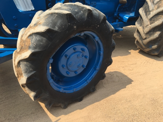 ขายรถไถฟร์อดสองเพลา6610คาเลโล้มีไบมีดหน้าและผานสี่หลัง