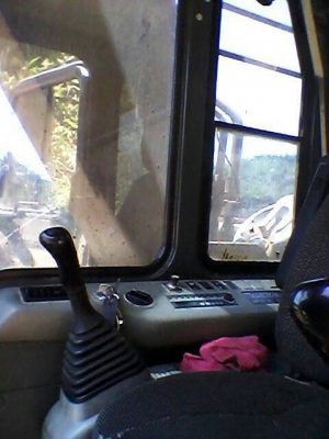 รถแบคโฮ  KOMSTSU  PC 200 - 6E.   สนใจติดต่อ  081 - 6079515