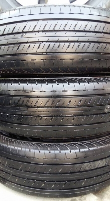 ขายยางป้ายแดง bridgestone duravis r611 215/65r16 ปี15สนใจติดต่อ ตาเล็ก ล้อและยางครับ 081-3747940 ขายยางป้ายแดง bridgestone duravis r611 215/65r16 ปี15สนใจติดต่อ ตาเล็ก ล้อและยางครับ 081-3747940