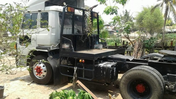 ขายหัวลาก2เพลา เครื่อง260แรง EK100 รถสวยสภาพดี เครื่องดี ช่วงล่างดี แอร์เย็น เอกสารพร้อมโอน สนใจโทร 090-8588220คุณนะ 093-3258446คุณบิว หรือเข้าดูสินค้าอื่นๆได้ที่ www.truck.in.th/498 หรือเพจFacebook ณรงค์ ซื้อขายรถมือสอง (เว็บไซต์ส่วนตัว) หรือFacebook คุณ ขายหัวลาก2เพลา เครื่อง260แรง EK100 รถสวยสภาพดี เครื่องดี ช่วงล่างดี แอร์เย็น เอกสารพร้อมโอน สนใจโทร 090-8588220คุณนะ 093-3258446คุณบิว หรือเข้าดูสินค้าอื่นๆได้ที่ www.truck.in.th/498 หรือเพจFacebook ณรงค์ ซื้อขายรถมือสอง (เว็บไซต์ส่วนตัว) หรือFacebook คุณ